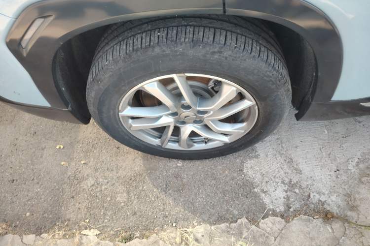Used Nio ES6 2020 420 km Sport Edition Right Rear Wheel Hub