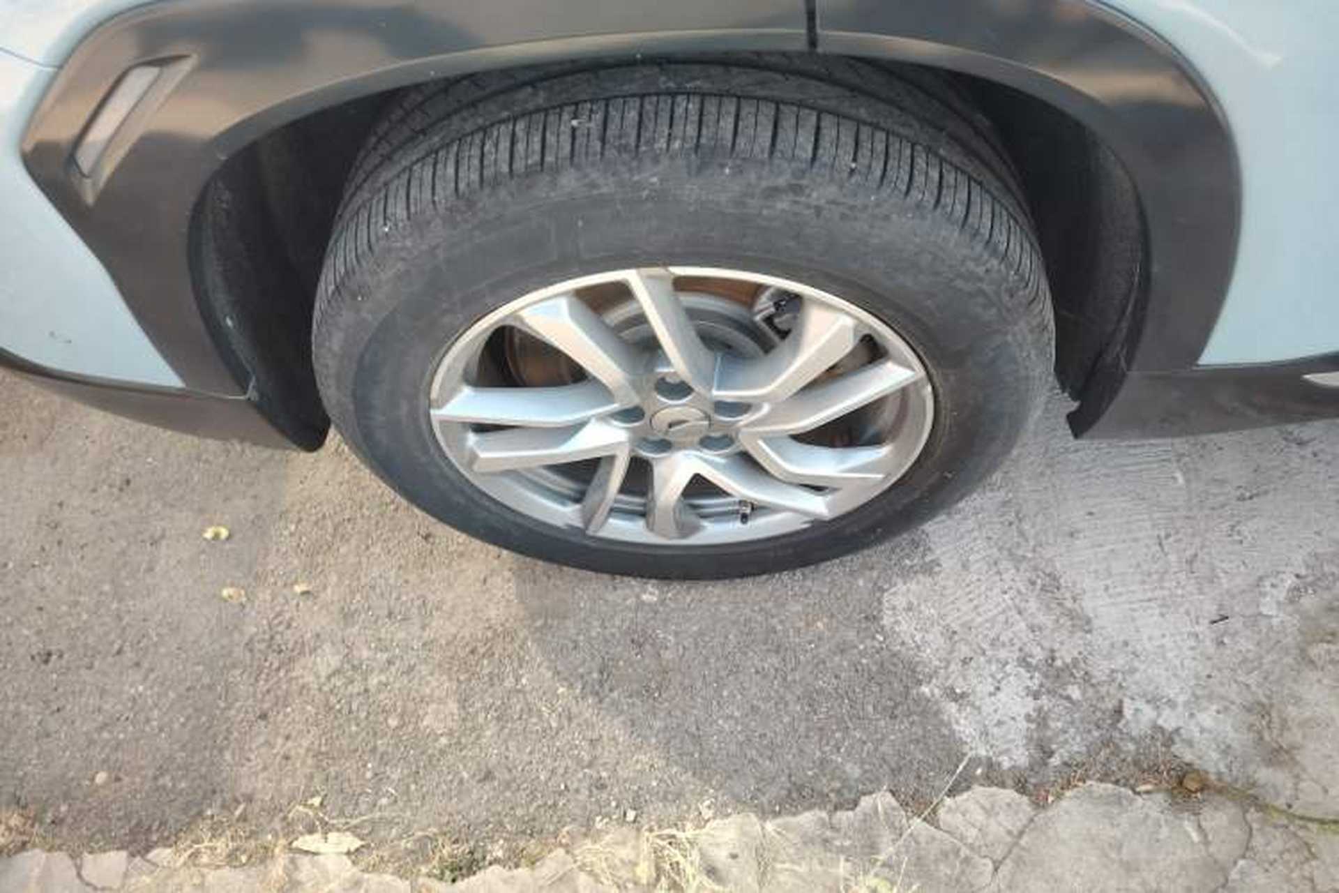 Used Nio ES6 2020 420 km Sport Edition Right Rear Wheel Hub