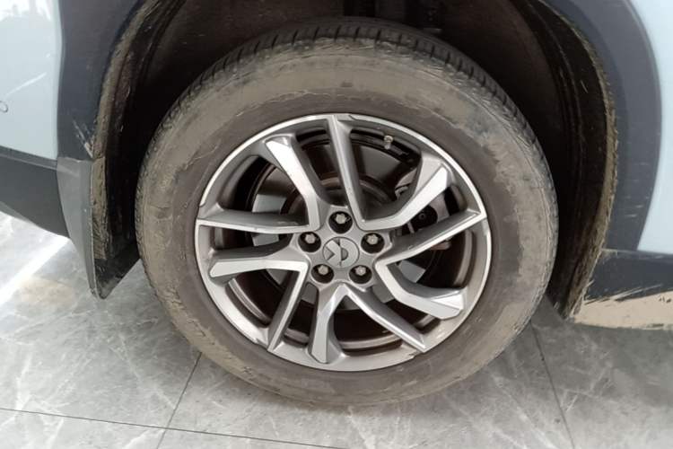 Used Nio ES6 2020 420 km Sport Edition Right Rear Wheel Hub