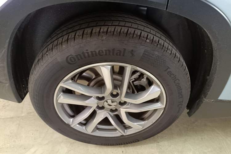 Used Nio ES6 2020 420 km Sport Edition Right Rear Wheel Hub