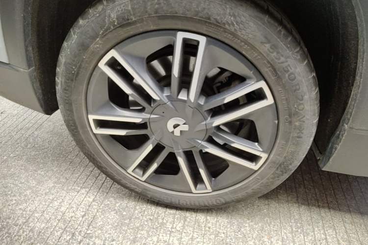 Used Nio ES6 2020 600 km Sport Edition Right Rear Wheel Hub