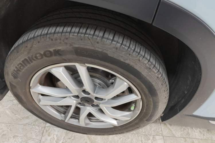 Used Nio ES6 2020 420 km Sport Edition Right Rear Wheel Hub