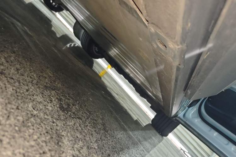 Used Nio ES6 2020 455KM Sport Edition Right Side Sill
