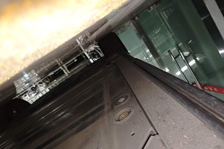 Used Nio ES6 2020 420 km Sport Edition Right Side Sill