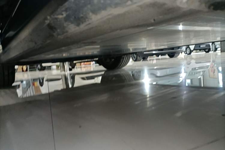 Used Nio ES6 2020 420 km Sport Edition Right Side Sill