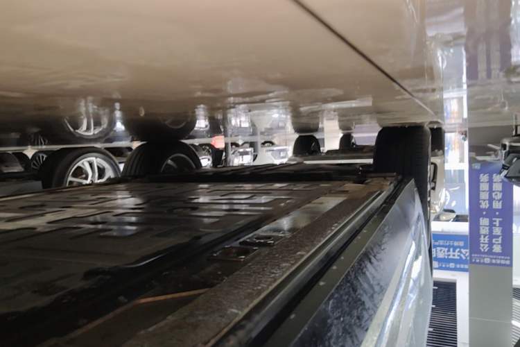 Used Nio ES6 2020 455KM Sport Edition Right Side Sill