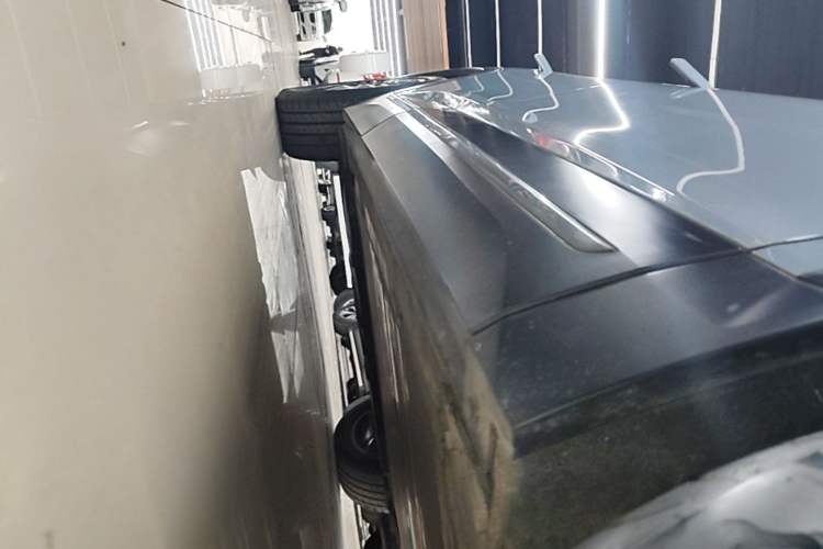 Used Nio ES6 2020 420 km Sport Edition Right Side Sill