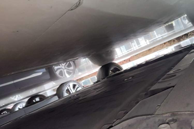Used Nio ES6 2020 600 km Sport Edition Right Side Sill