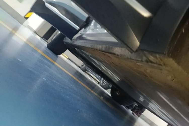Used Nio ES6 2020 430KM Performance Version Right Side Sill