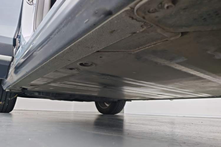 Used Nio ES6 2020 420 km Sport Edition Right Side Sill