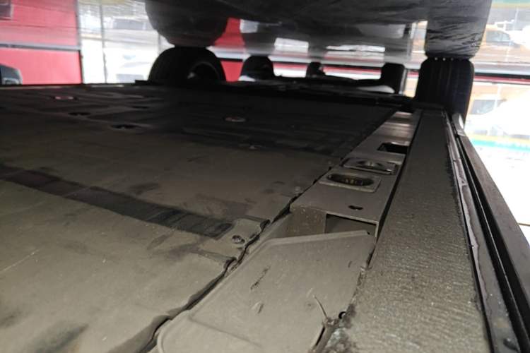 Used Nio ES6 2020 600 km Sport Edition Right Side Sill