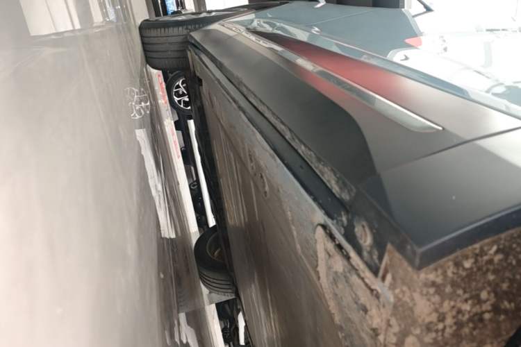 Used Nio ES6 2020 455KM Sport Edition Right Side Sill