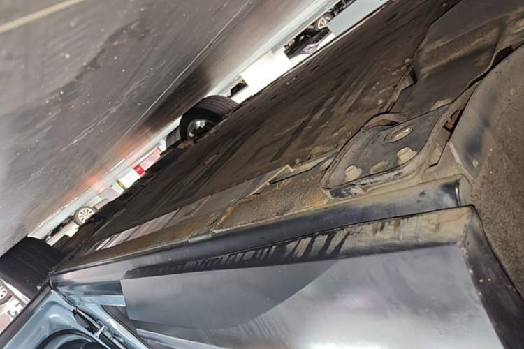 Used Nio ES6 2020 455KM Sport Edition Right Side Sill