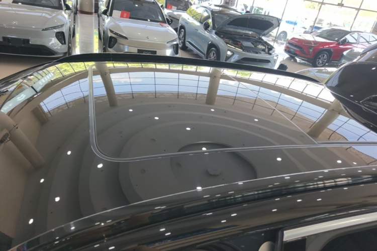 Used Nio ES6 2020 430 km Signature Edition Roof