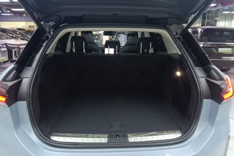 Used Nio ES6 2020 610 km Performance Version Trunk