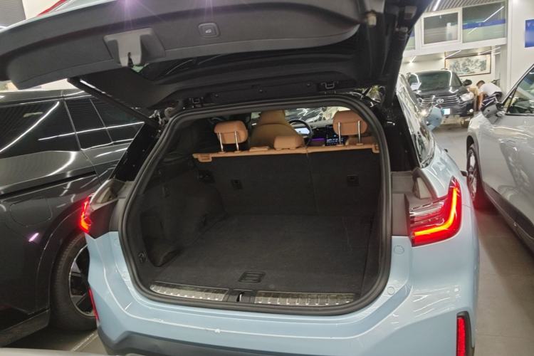 Used Nio ES6 2020 430KM Performance Version Trunk