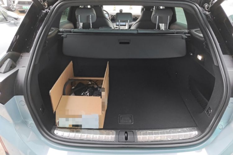 Used Nio ES6 2020 430KM Performance Version Trunk