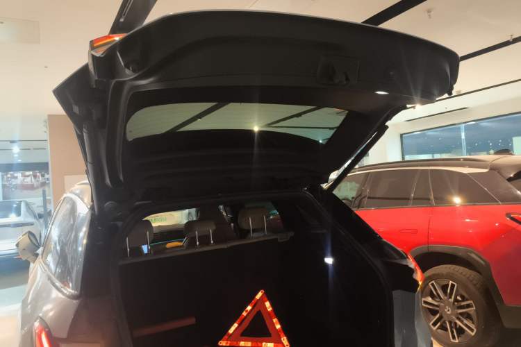 Used Nio ES6 2020 420 km Sport Edition Trunk