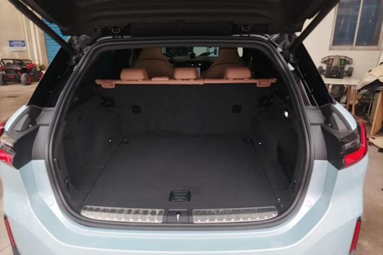 Used Nio ES6 2020 610 km Performance Version Trunk