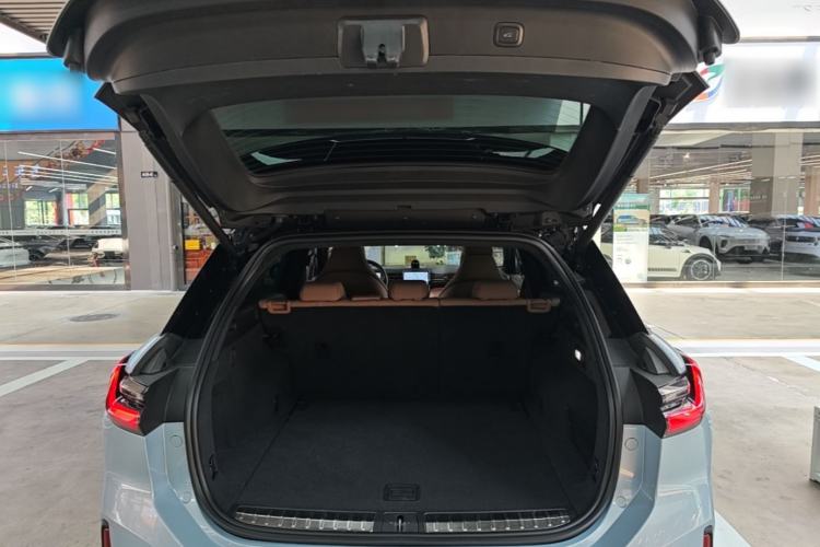 Used Nio ES6 2020 430KM Performance Version Trunk