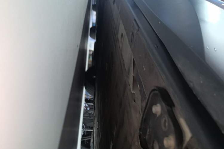 Used Nio ES6 2020 430KM Performance Version Left Side Sill