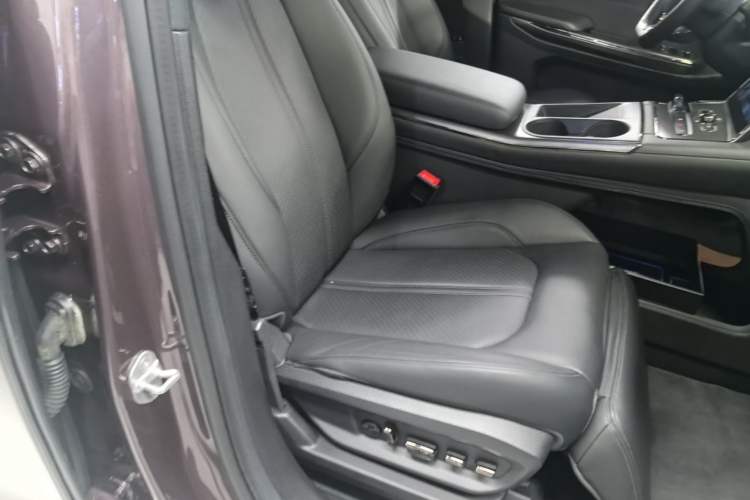 Used Nio ES6 2020 430KM Performance Version Right Front Seat