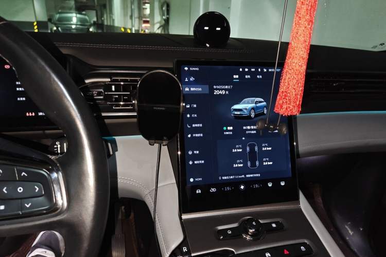Used Nio ES6 2020 430KM Performance Version Audio And AC Panel