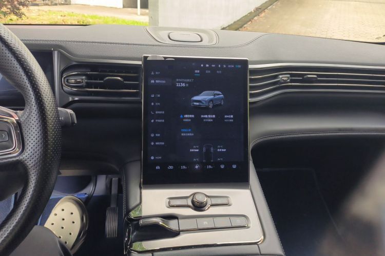 Used Nio ES6 2020 600 km Sport Edition Audio And AC Panel