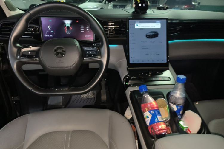 Used Nio ES6 2020 600 km Sport Edition Center Console