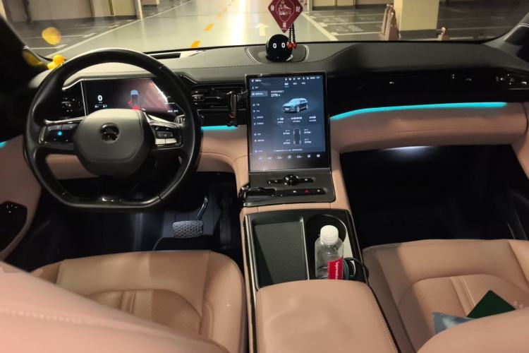 Used Nio ES6 2020 610 km Performance Version Center Console