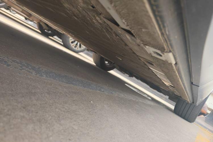 Used Nio ES6 2020 600 km Sport Edition Chassis Rear Right