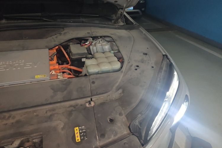 Used Nio ES6 2020 420 km Sport Edition Engine Bay Left