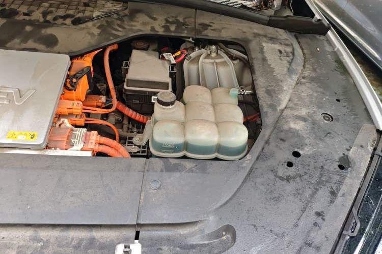 Used Nio ES6 2020 600 km Sport Edition Engine Bay Left