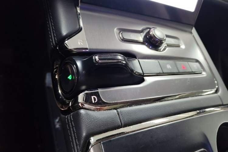 Used Nio ES6 2020 420 km Sport Edition Gear Lever