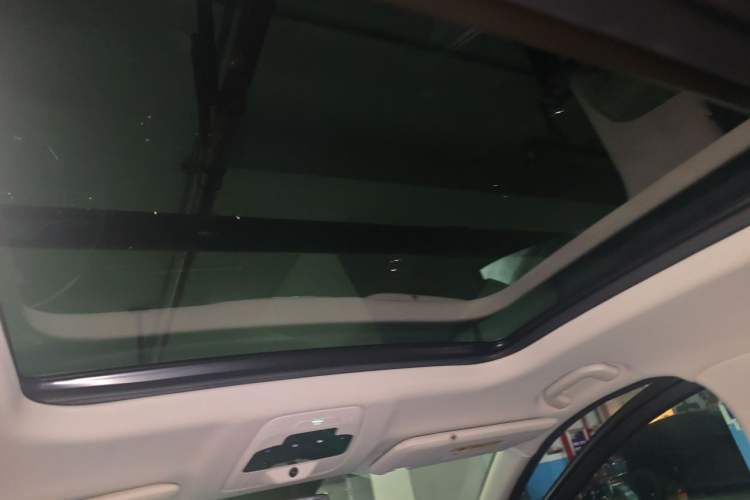 Used Nio ES6 2020 420 km Sport Edition Headliner