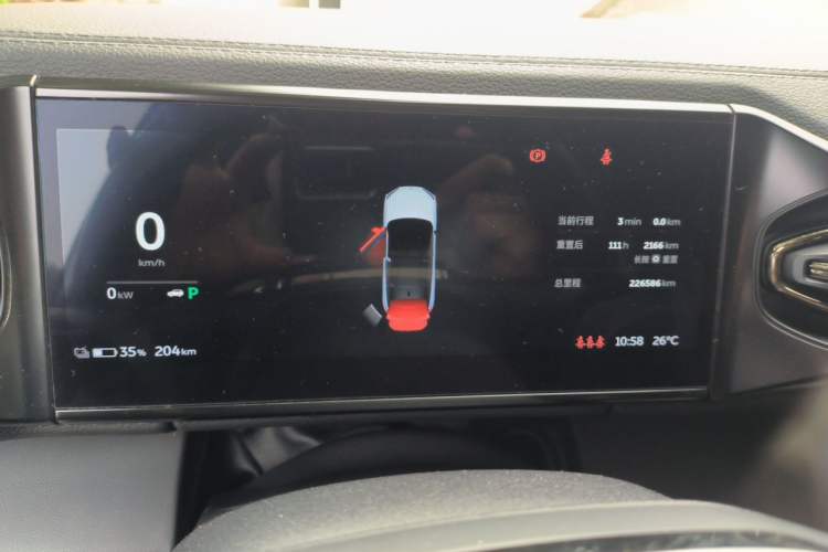 Used Nio ES6 2020 600 km Sport Edition Odometer Close Up