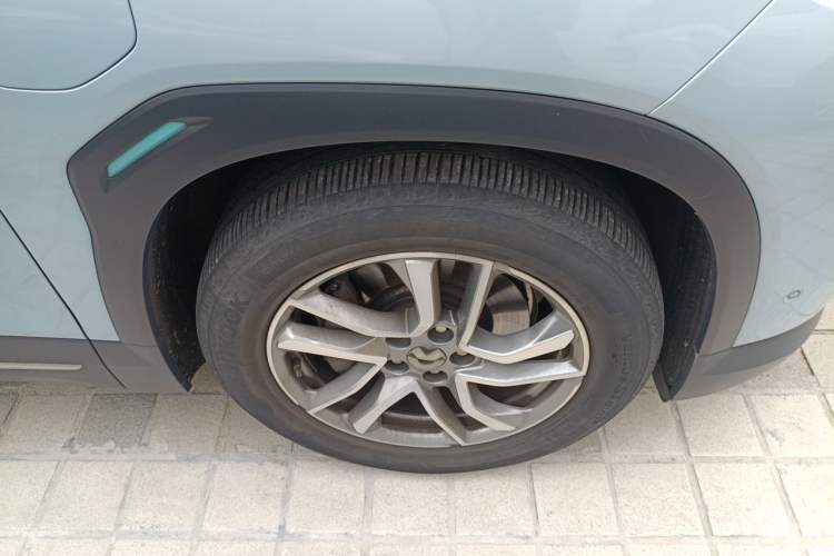 Used Nio ES6 2020 455KM Sport Edition Right Front Wheel Hub