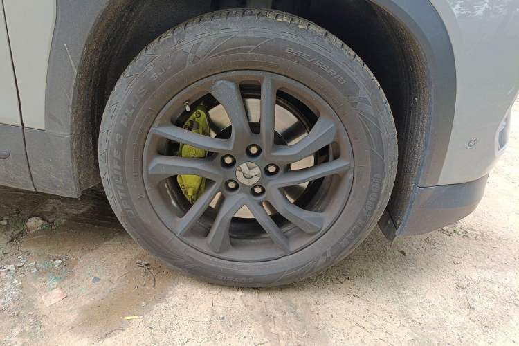 Used Nio ES6 2020 455KM Sport Edition Right Front Wheel Hub