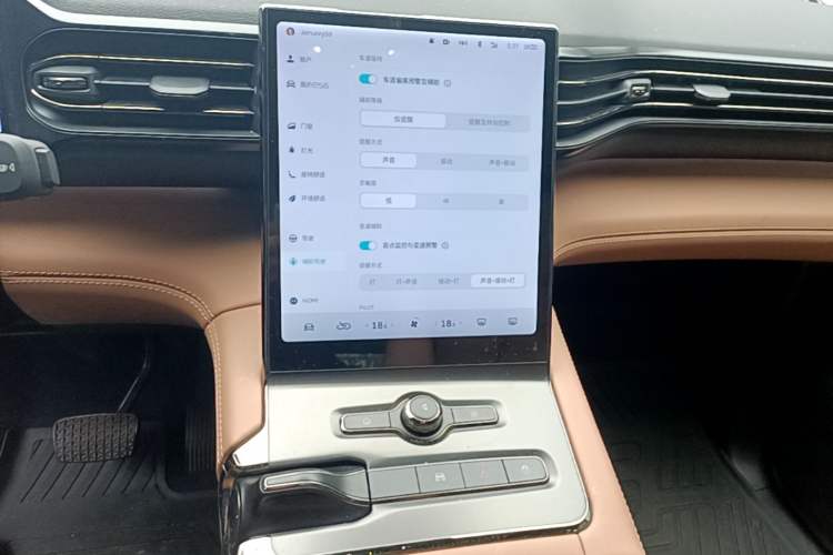 Used Nio ES6 2020 420 km Sport Edition Audio And AC Panel