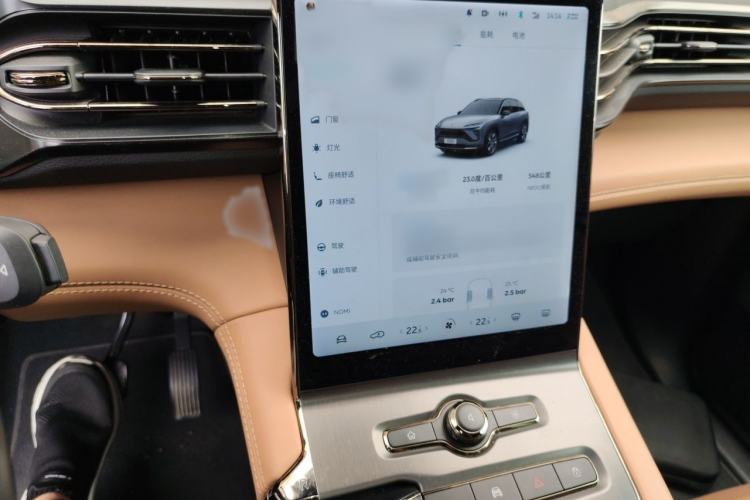 Used Nio ES6 2020 610KM Signature Edition Audio And AC Panel