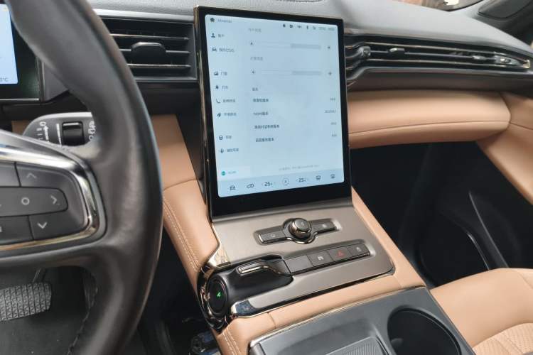 Used Nio ES6 2020 420 km Sport Edition Audio And AC Panel