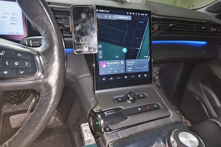 Used Nio ES6 2020 610KM Signature Edition Audio And AC Panel