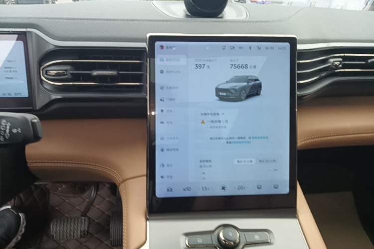 Used Nio ES6 2020 600 km Sport Edition Audio And AC Panel