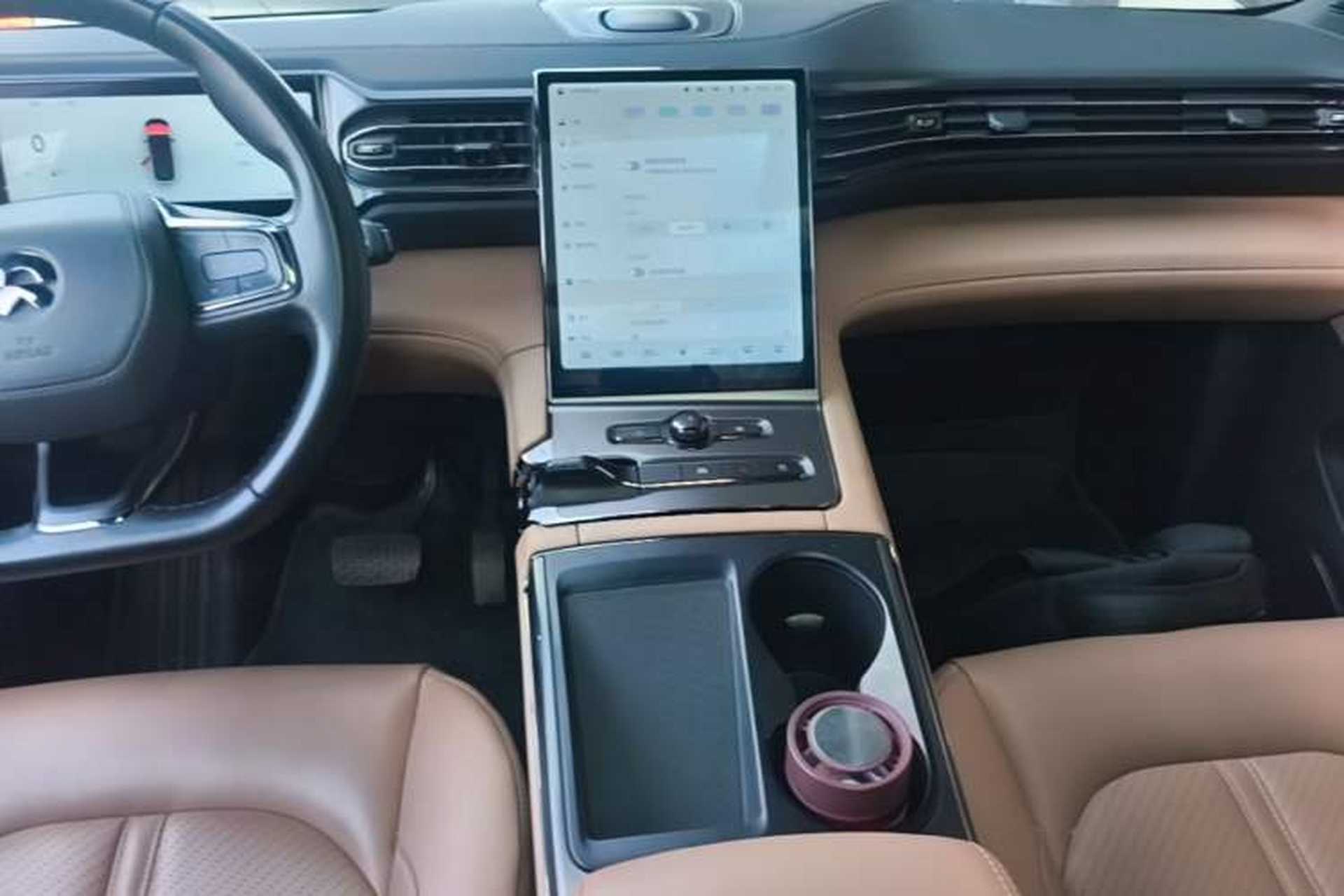 Used Nio ES6 2020 420 km Sport Edition Audio And AC Panel