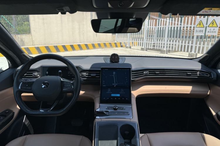 Used Nio ES6 2020 600 km Sport Edition Audio And AC Panel
