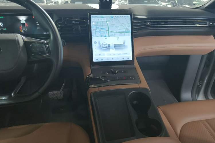 Used Nio ES6 2020 420 km Sport Edition Audio And AC Panel
