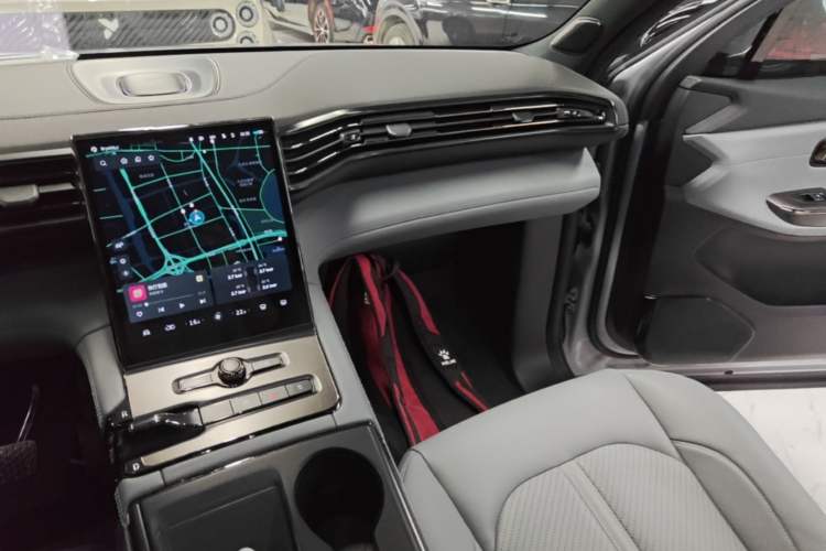 Used Nio ES6 2020 430KM Performance Version Audio And AC Panel
