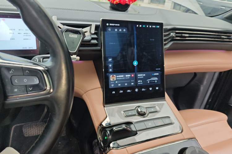 Used Nio ES6 2020 430 km Signature Edition Audio And AC Panel