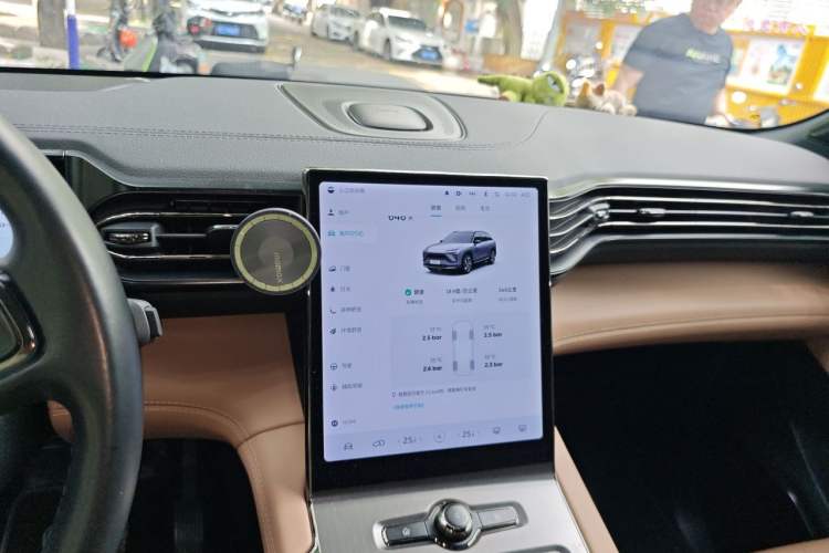 Used Nio ES6 2020 600 km Sport Edition Audio And AC Panel