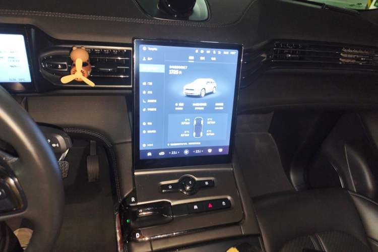 Used Nio ES6 2020 600 km Sport Edition Audio And AC Panel